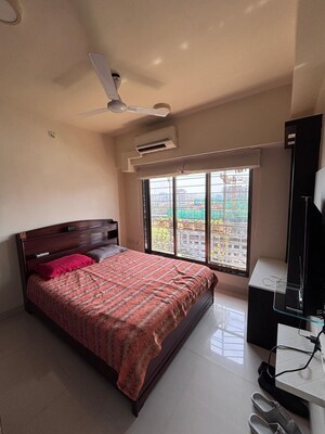 Bedroom in 2 BHK Apartment at Powai – for Rent