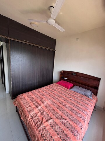 Bedroom in 2 BHK Apartment at Powai – for Rent