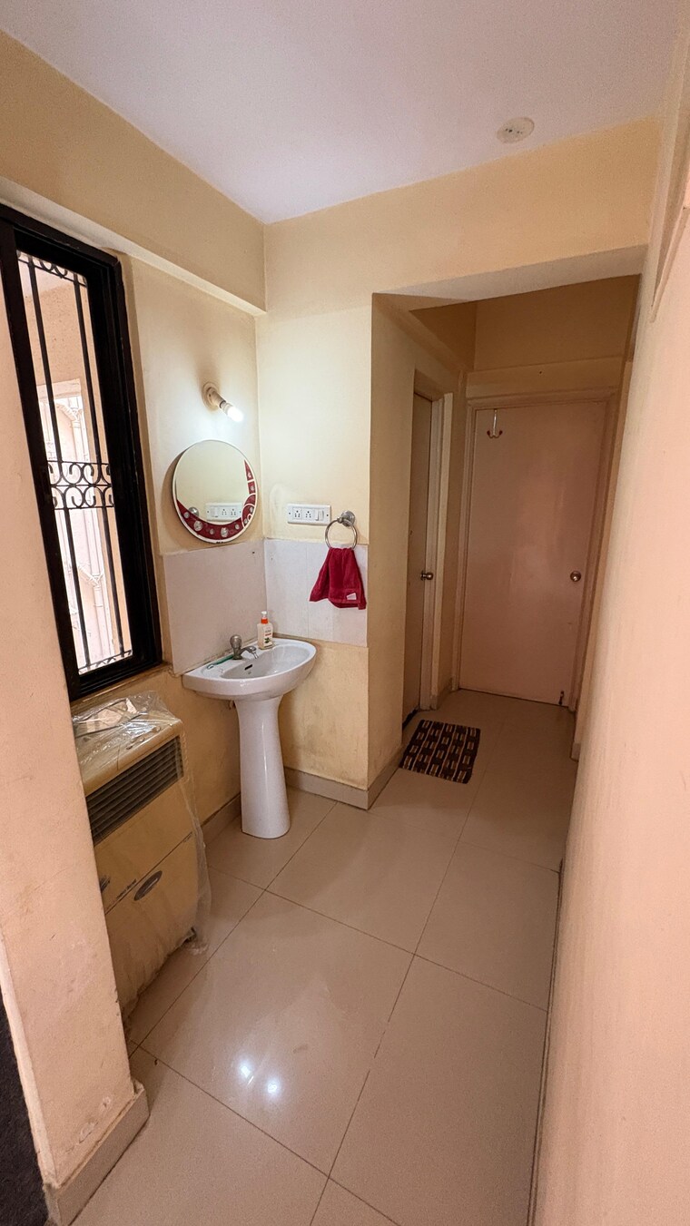 Bathroom, goel-ganga-constella 2 Bedroom 1220 Sq.Ft. Apartment In Kharadi Pune 9305851