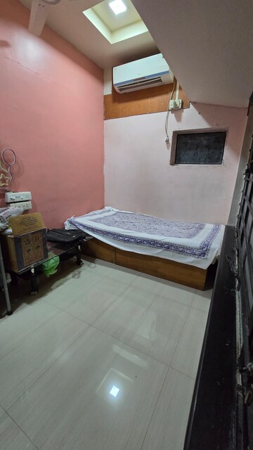 Bedroom in 2.5 BHK Apartment at Srushthi Apartment, Kothrud – for Rent