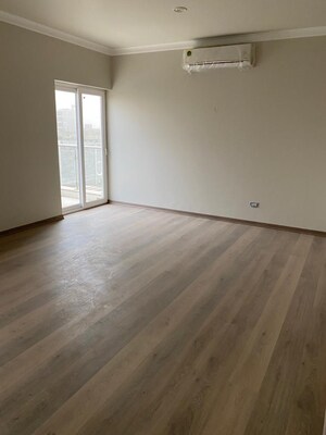 Room in 3 BHK Villa at Central Park 3 Flower Valley, Sohna Sector 33 – for Sale