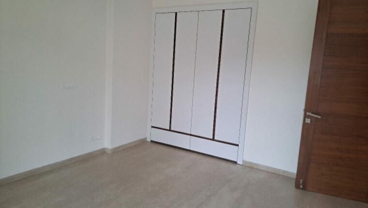 Room, lajpat nagar 4 3 Bedroom 1600 Sq.Ft. Builder Floor In Lajpat Nagar 4 Delhi 9305912