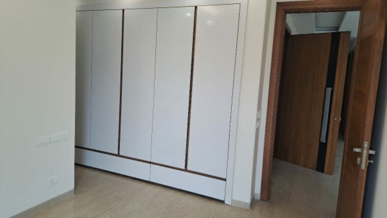 Room, lajpat nagar 4 3 Bedroom 1600 Sq.Ft. Builder Floor In Lajpat Nagar 4 Delhi 9305912