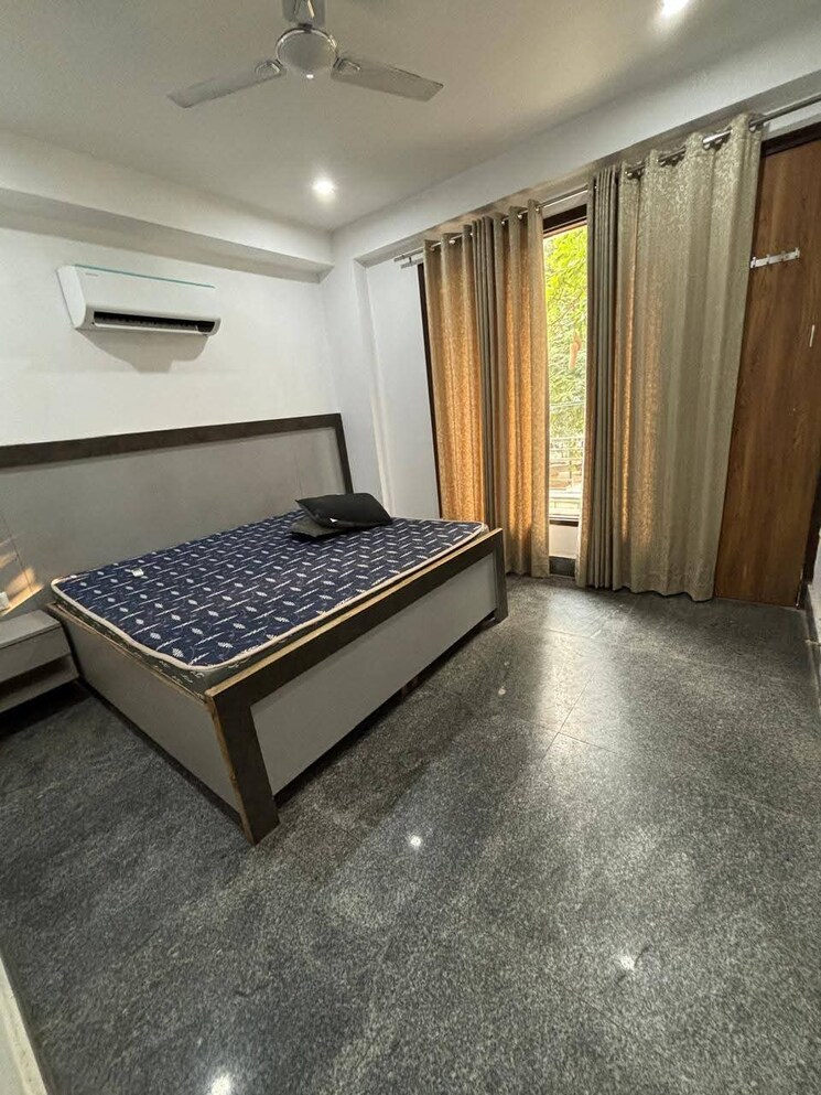 Bedroom, saket 1 RK 500 Sq.Ft. Builder Floor In Saket Delhi 9305925