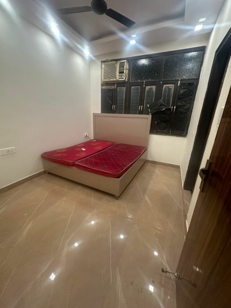 Bedroom, lajpat nagar 4 1 Bedroom 450 Sq.Ft. Builder Floor In Lajpat Nagar 4 Delhi 9305944
