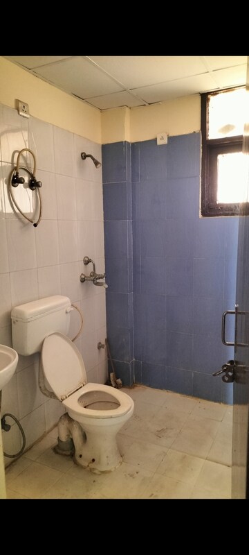 Bathroom in 3 BHK Apartment at SRS Royal Hills, Sector 87 – for Rent