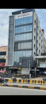 750 Sq.Yd. Retail Shop in Commercial Property In mi