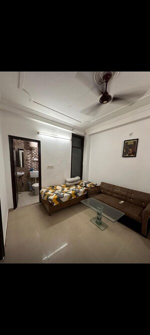 1 BHK Builder Floor For Rent in Saket