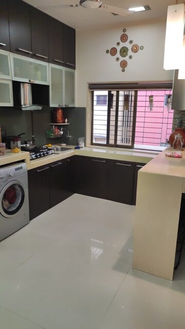 Kitchen in 1 BHK Apartment at Gujarati Society, Vile Parle East – for Rent
