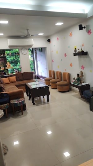 1 BHK Apartment For Rent in Gujarati Society, Vile Parle East