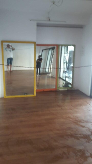  Shop For Sale in Umerkhadi