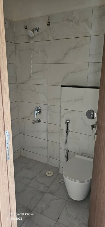 Bathroom in 2 BHK Apartment at Majestique Towers, Kharadi – for Rent