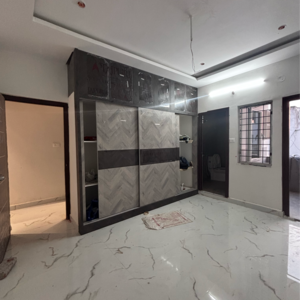 Room in 3 BHK Apartment at SSV Residency Kondapur, Masjid Banda – for Rent