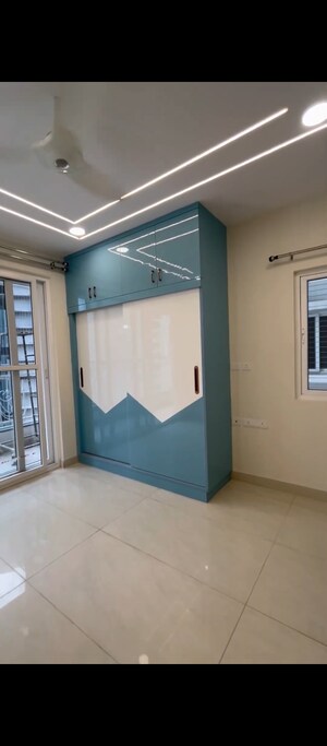 Room in 3 BHK Apartment at Prestige Beverly Hills, Kokapet – for Rent