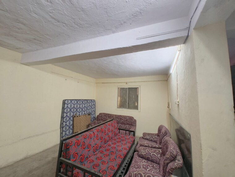 Bedroom, thane west Commercial Shop 600 Sq.Ft. In Thane West Thane 9306056