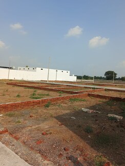 Plot For Sale in Sector 17A Yamuna Expressway