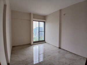 Room in 2 BHK Apartment at Majestique Towers, Kharadi – for Rent