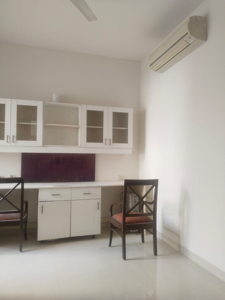 Kitchen, unitech-south-city-1 2.5 Bedroom 1900 Sq.Ft. Builder Floor In South City 1 Gurgaon 9306194
