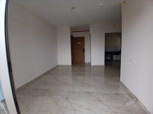 Room in 2 BHK Apartment at Majestique Towers Phase 3, Kharadi – for Rent