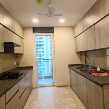 Bedroom in 3.5 BHK Apartment at Ambience Tivertone, Sector 50 – for Rent