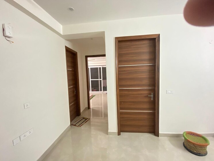 Room, sector 51 3 Bedroom 1600 Sq.Ft. Builder Floor In Sector 51 Gurgaon 9306254
