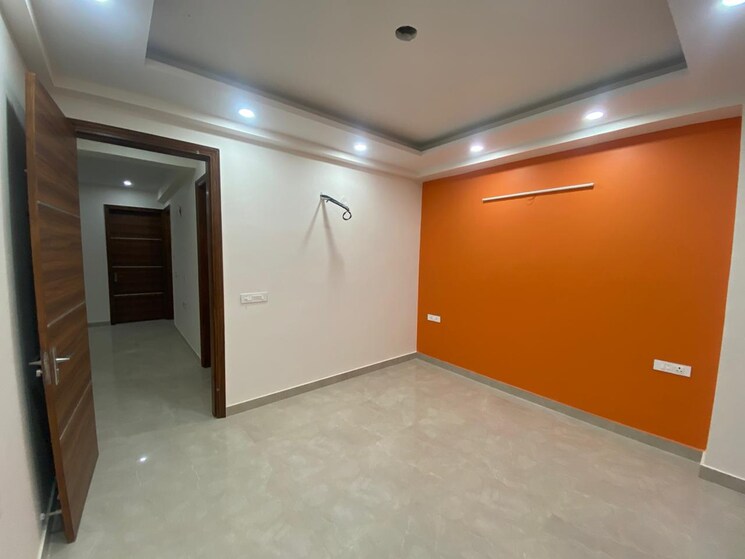 Room, sector 51 3 Bedroom 1600 Sq.Ft. Builder Floor In Sector 51 Gurgaon 9306254