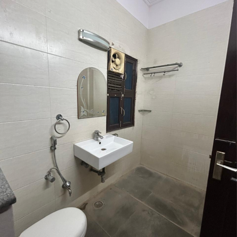 Bathroom, sector 23 2.5 Bedroom 1200 Sq.Ft. Villa In Sector 23 Gurgaon 9306251