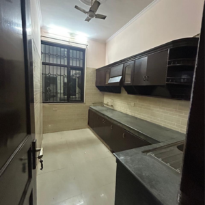 Kitchen in 2.5 BHK Villa at Sector 23 – for Rent