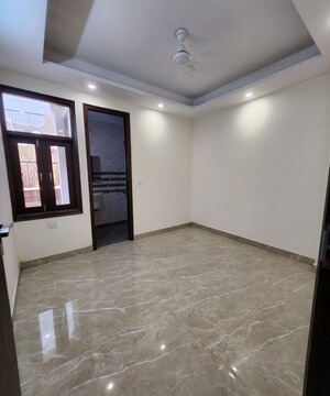 Room in 2 BHK Builder Floor at Saket – for Rent
