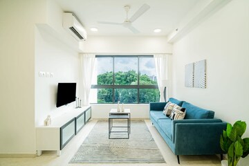 Bedroom in 2 BHK Apartment at Shapoorji Pallonji Sewri, Sewri – for Sale