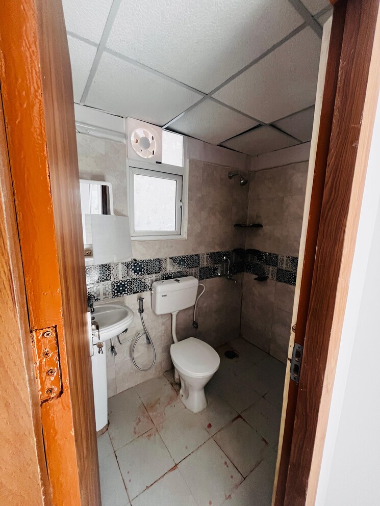 Bathroom, signature-global-prime 2 Bedroom 573 Sq.Ft. Apartment In Sector 63a Gurgaon 9306287