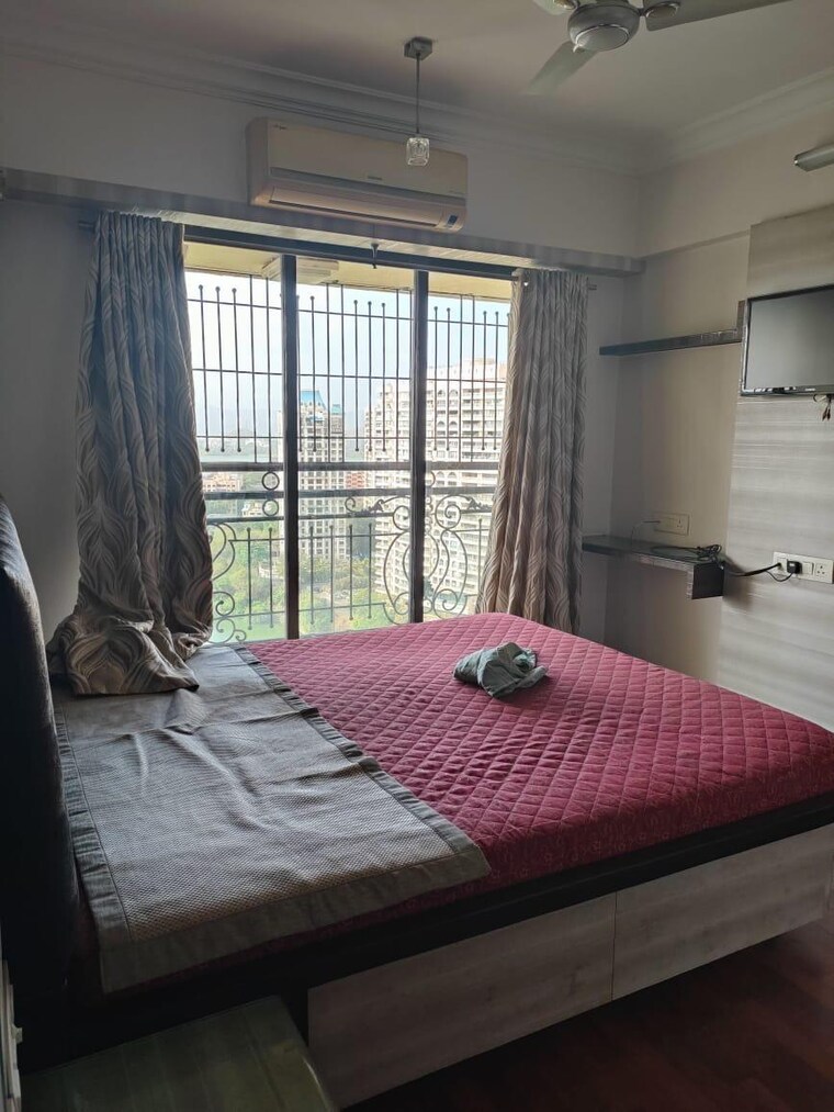 Bedroom, lake-primrose 3 Bedroom 1500 Sq.Ft. Apartment In Powai Mumbai 9306275