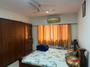 Bedroom in 2 BHK Apartment at Juhu Natraj CHS, Vile Parle West – for Rent