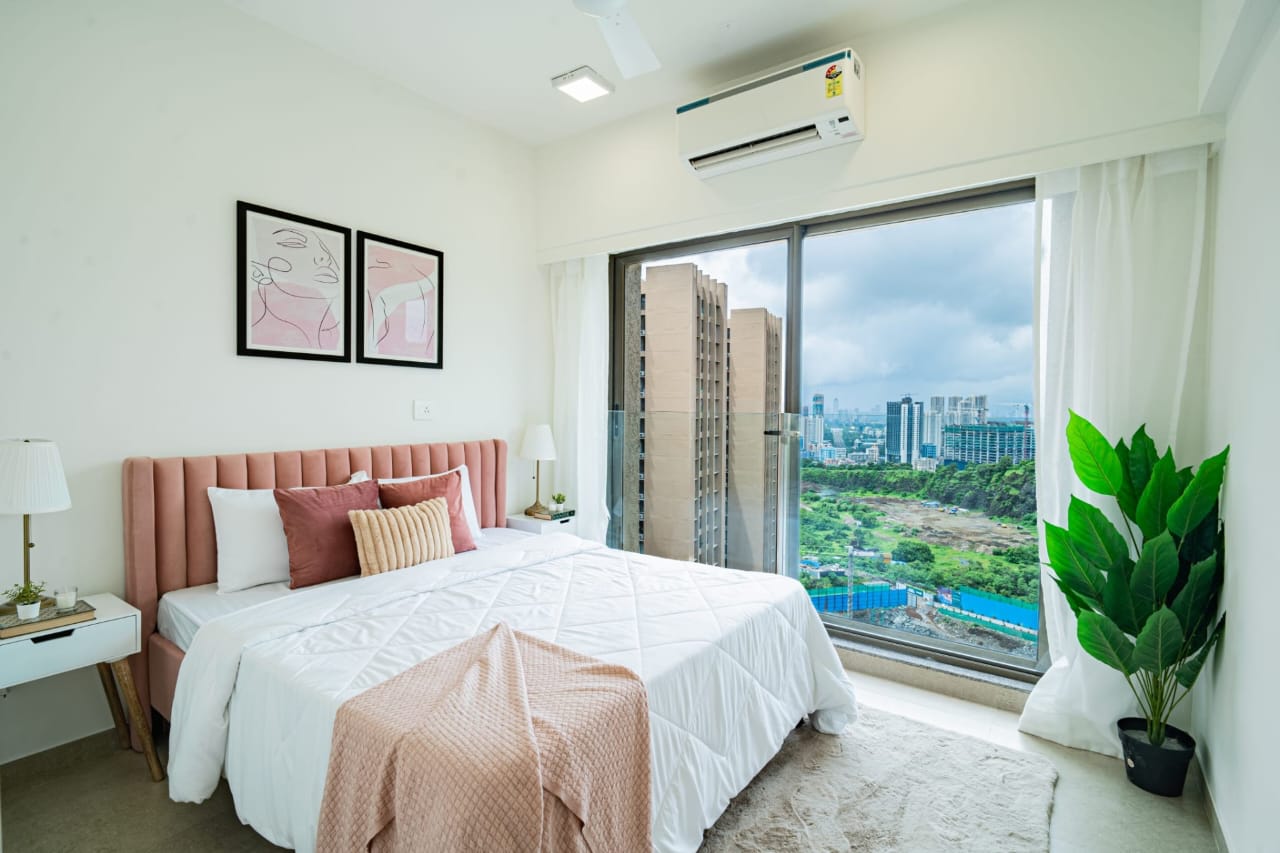 2 BHK + Study Room Apartment For Sale in Kanakia Silicon Valley