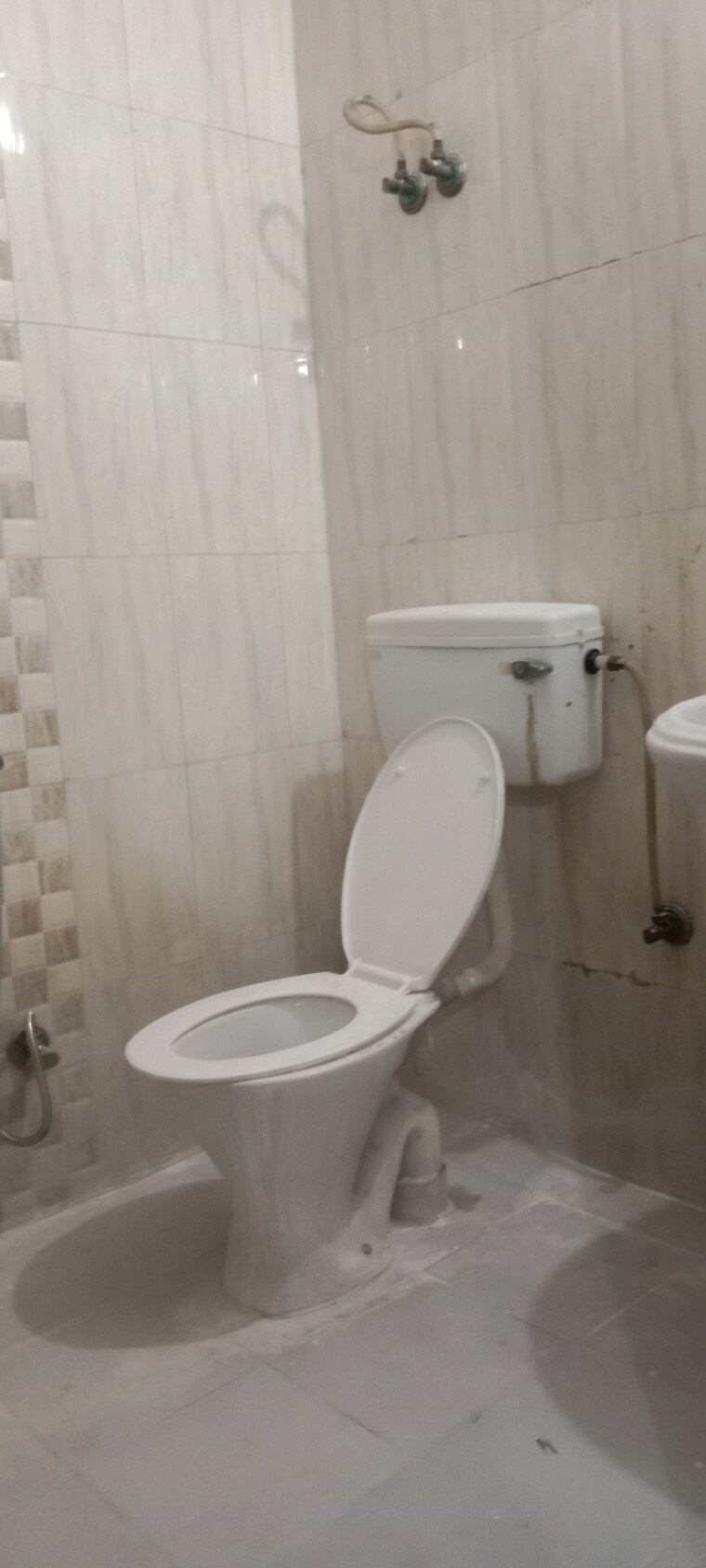 Bathroom, saket 2 Bedroom 800 Sq.Ft. Builder Floor In Saket Delhi 9306329