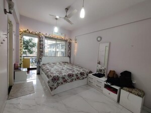 Living Room in 3 BHK Penthouse at Kingston Manor, Richmond Town – for Sale