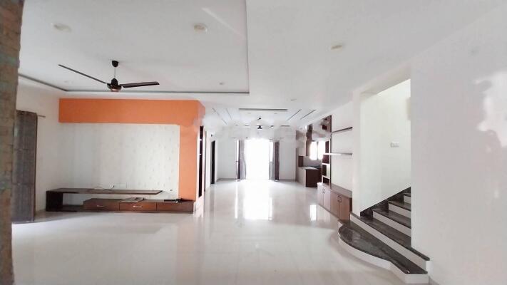 5 BHK + Pooja Room Apartment For Sale in Windsor Court