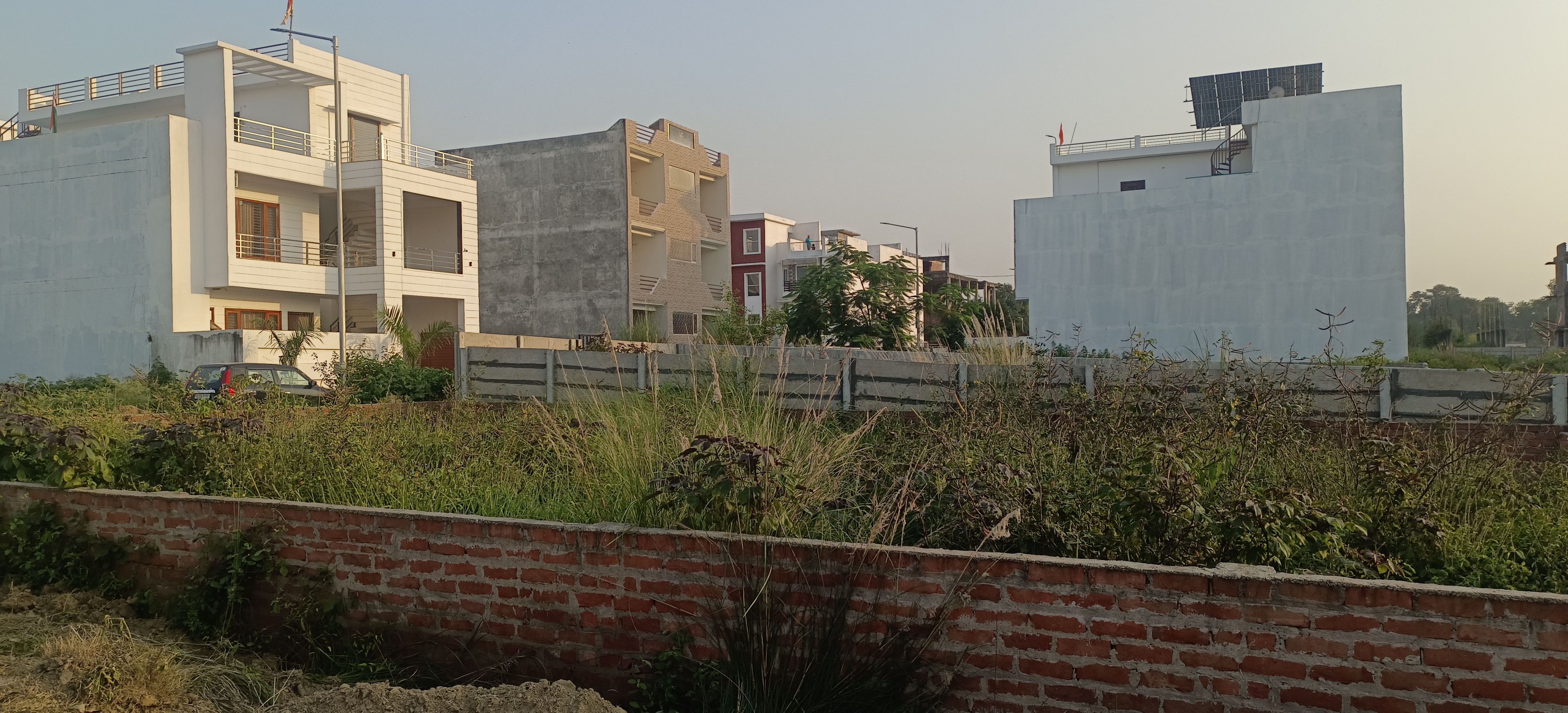 Plot For Sale in Ansal Sushant Golf city