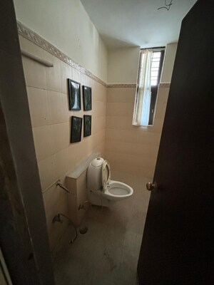 Bathroom in 2.5 BHK Builder Floor at Sushant Lok ii – for Rent