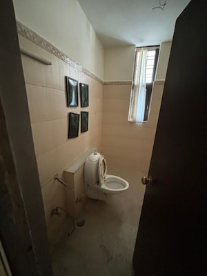 Bathroom in 2.5 BHK Builder Floor at Sushant Lok ii – for Rent