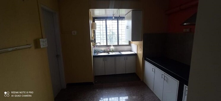 Room, khar west 3 Bedroom 750 Sq.Ft. Apartment In Khar West Mumbai 9306395
