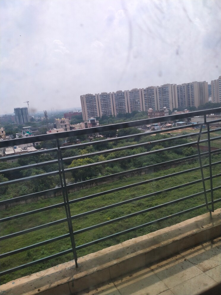 Exterior View, tulip-white 3 Bedroom 1326 Sq.Ft. Apartment In Sector 69 Gurgaon 9306433