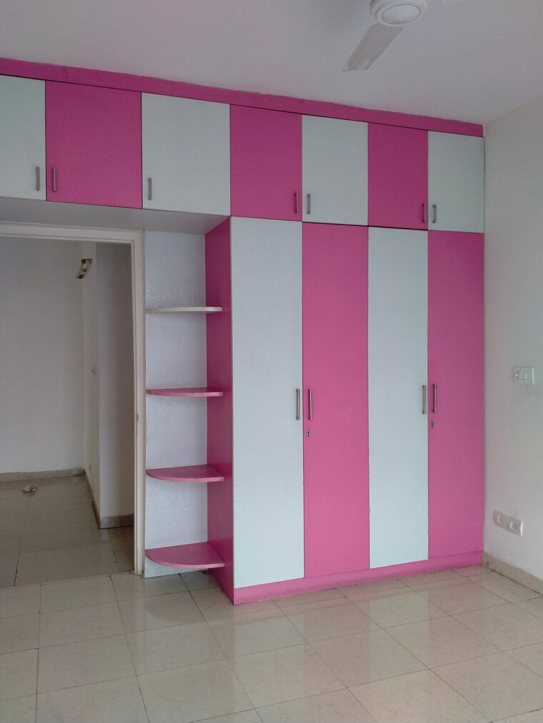 Room, tulip-white 3 Bedroom 1326 Sq.Ft. Apartment In Sector 69 Gurgaon 9306433