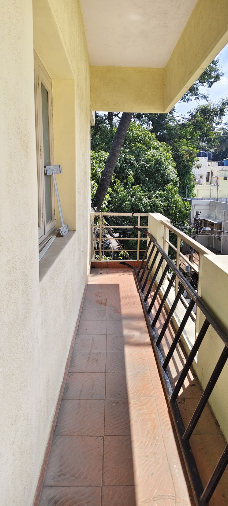 Balcony, indiranagar 1 Bedroom 600 Sq.Ft. Builder Floor In Indiranagar Bangalore 9306424