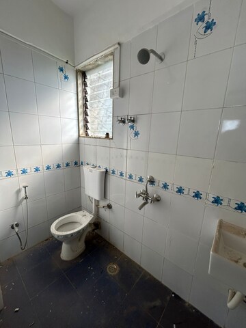 Bathroom in 3 BHK Apartment at Ghodbunder Road – for Sale