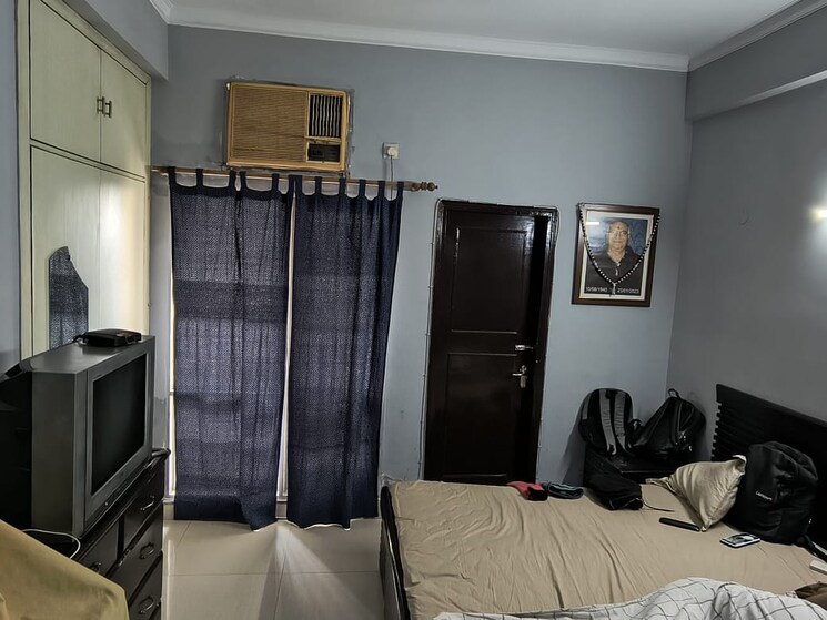 Bedroom, shipra-sun-tower 3 Bedroom 1580 Sq.Ft. Apartment In Shipra Suncity Ghaziabad 9306421