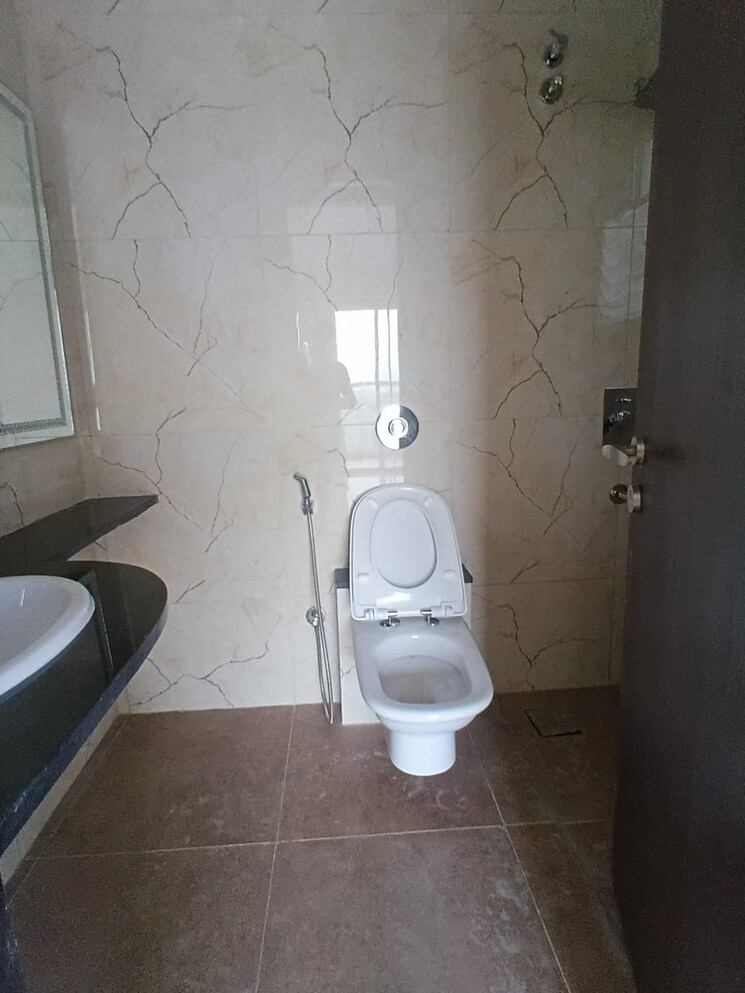 Bathroom, yashwin-orrizonte 3 Bedroom 847 Sq.Ft. Apartment In Kharadi Pune 9306431