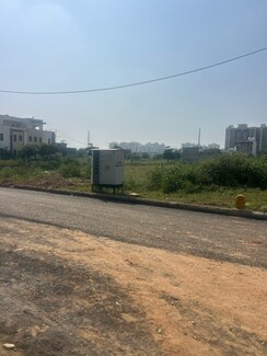 Plot For Sale in Bptp Parkland J Block