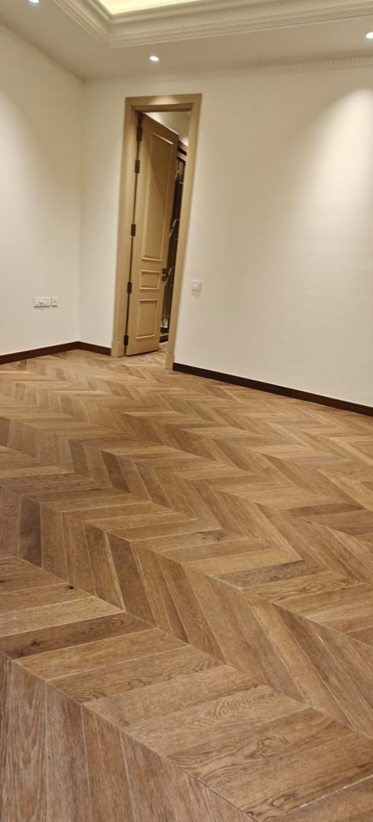 Room, vasant vihar 4 Bedroom 3600 Sq.Ft. Builder Floor In Vasant Vihar Delhi 9306470