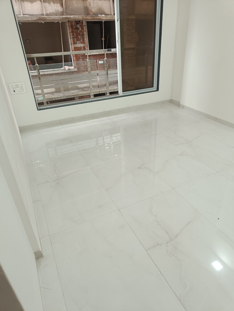 Room, shree-abhishek-chs 1 Bedroom 600 Sq.Ft. Apartment In Kandivali West Mumbai 9306465